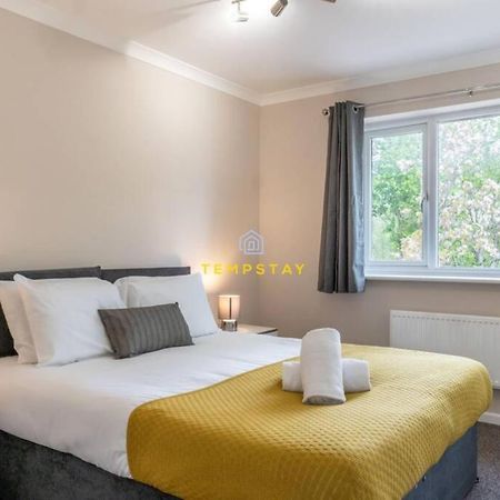 הוילה סלאו Cosy 2 Bed & Free Parking. Near Heathrow/Pinewood מראה חיצוני תמונה